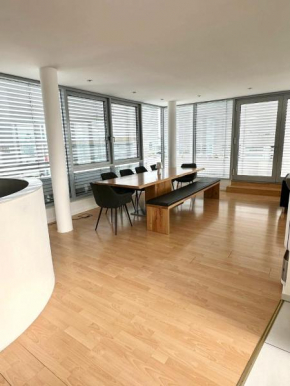 ExpoSky Rooms München